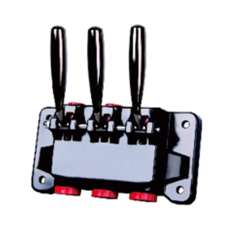 3种口味软冰淇淋机分配器带金属手柄